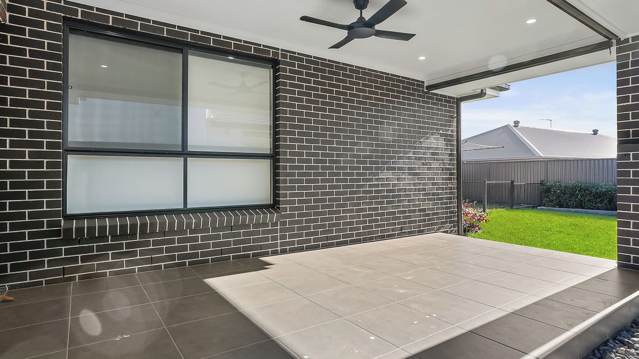 Photo of Patio Balcony in Catherine Field