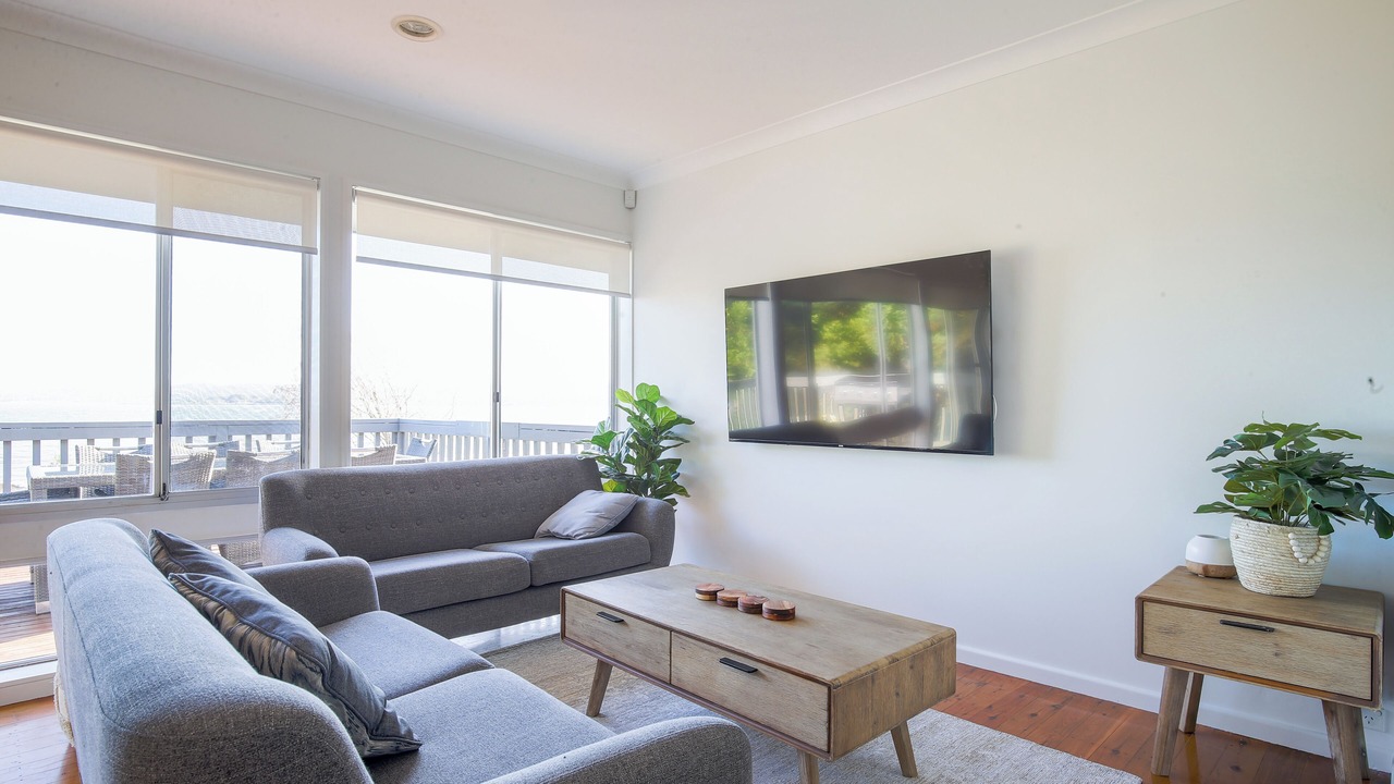 Photo of Livingroom in Surfside