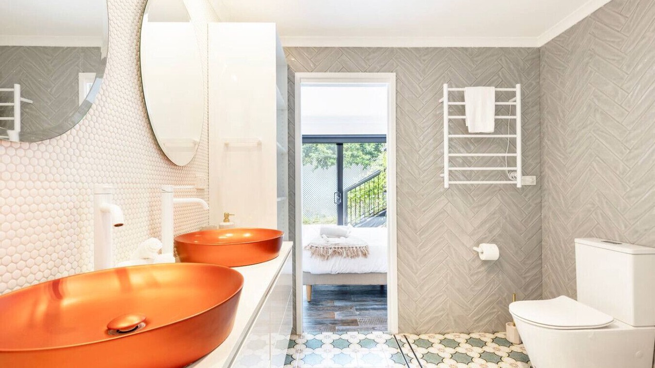 Photo of Bathroom in Buff Point