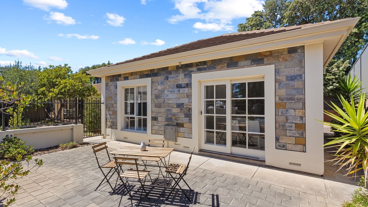 Photo of Outdoor in Glenelg South