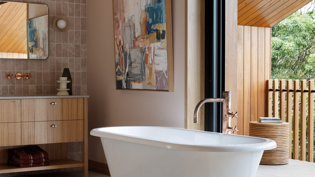 Photo of Bathroom in Coopers Shoot