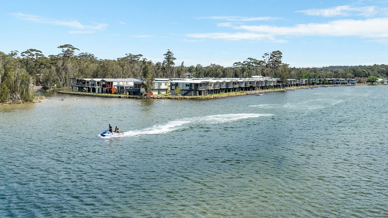 Photo of Others in Lake Conjola