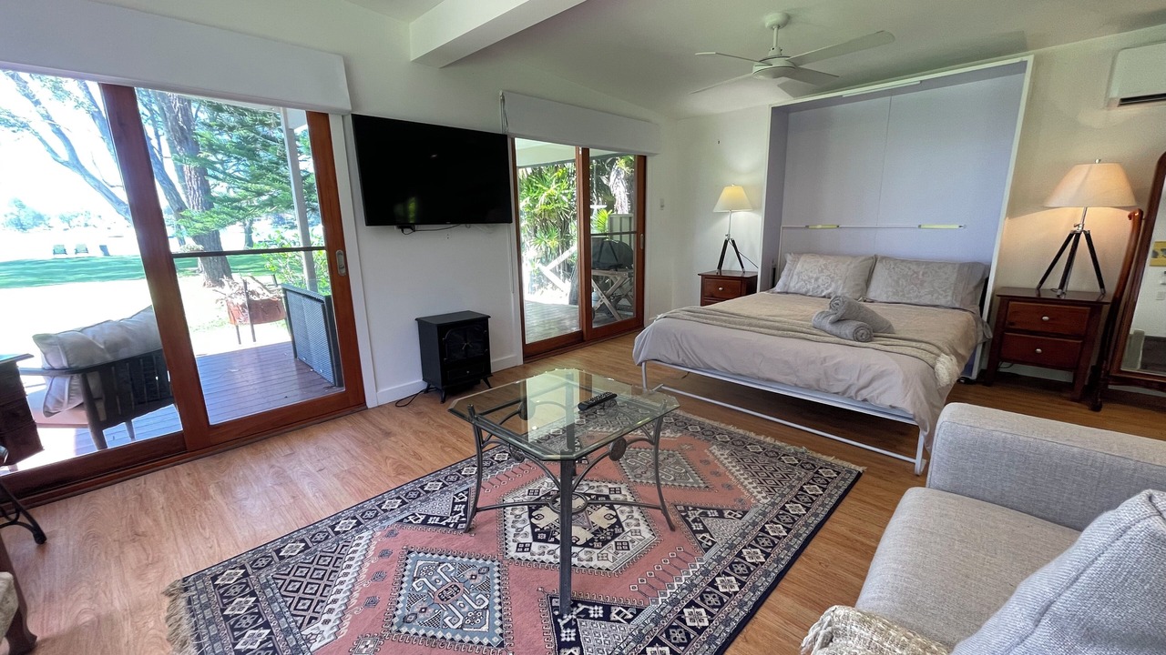 Photo of Bedroom in Brightwaters