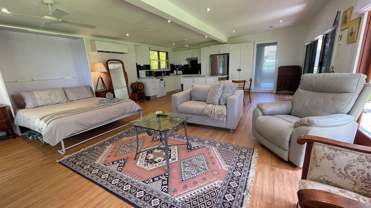 Photo of Livingroom in Brightwaters