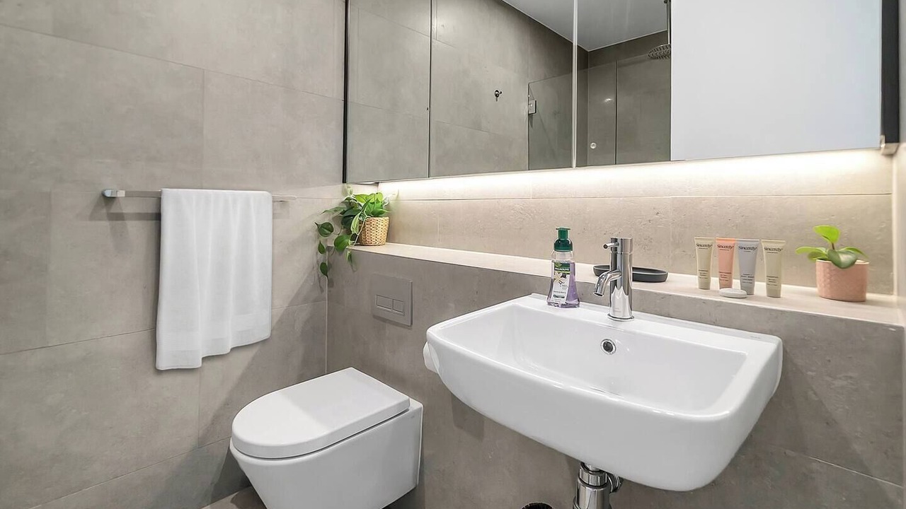 Photo of Bathroom in Mascot