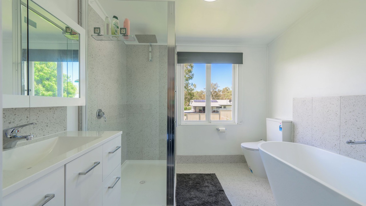 Photo of Bathroom in West Gladstone
