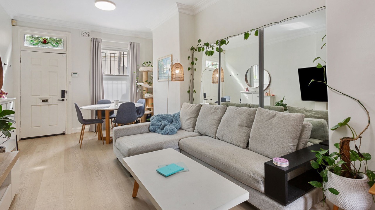 Photo of Livingroom in Pyrmont