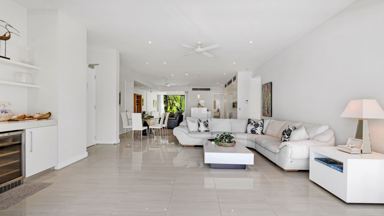 Photo of Livingroom in Palm Cove