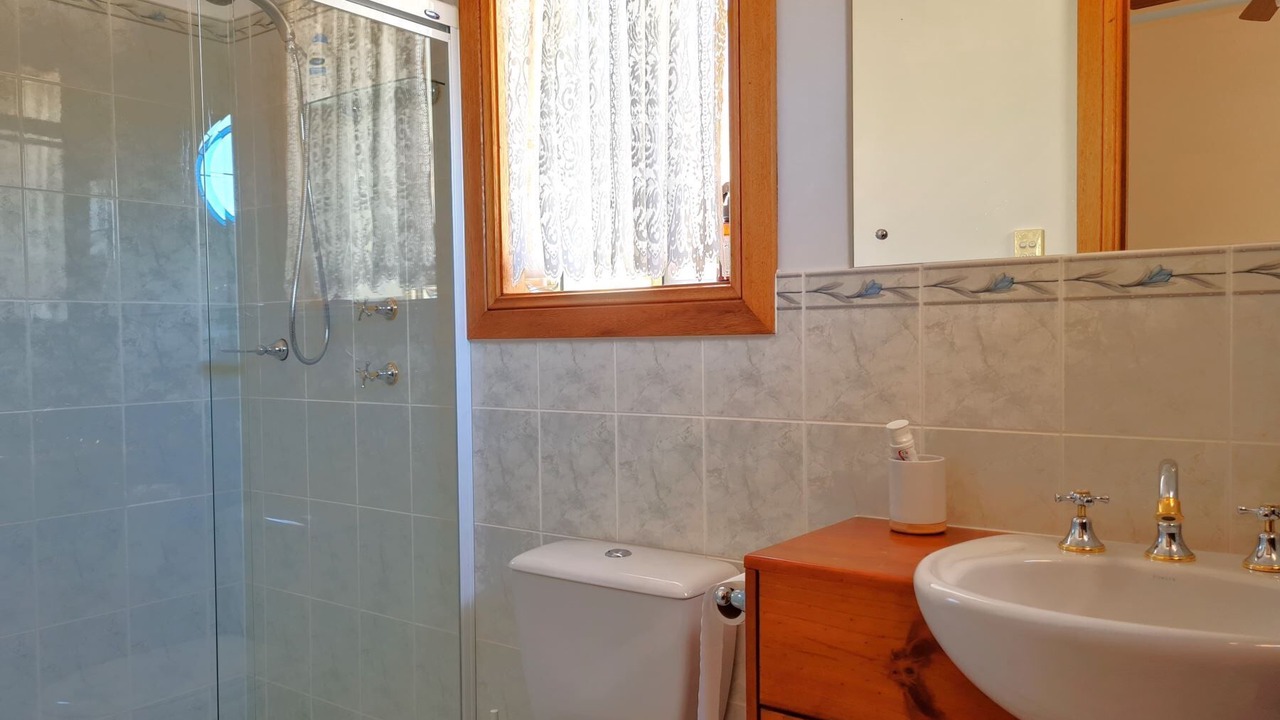 Photo of Bathroom in Wallaroo