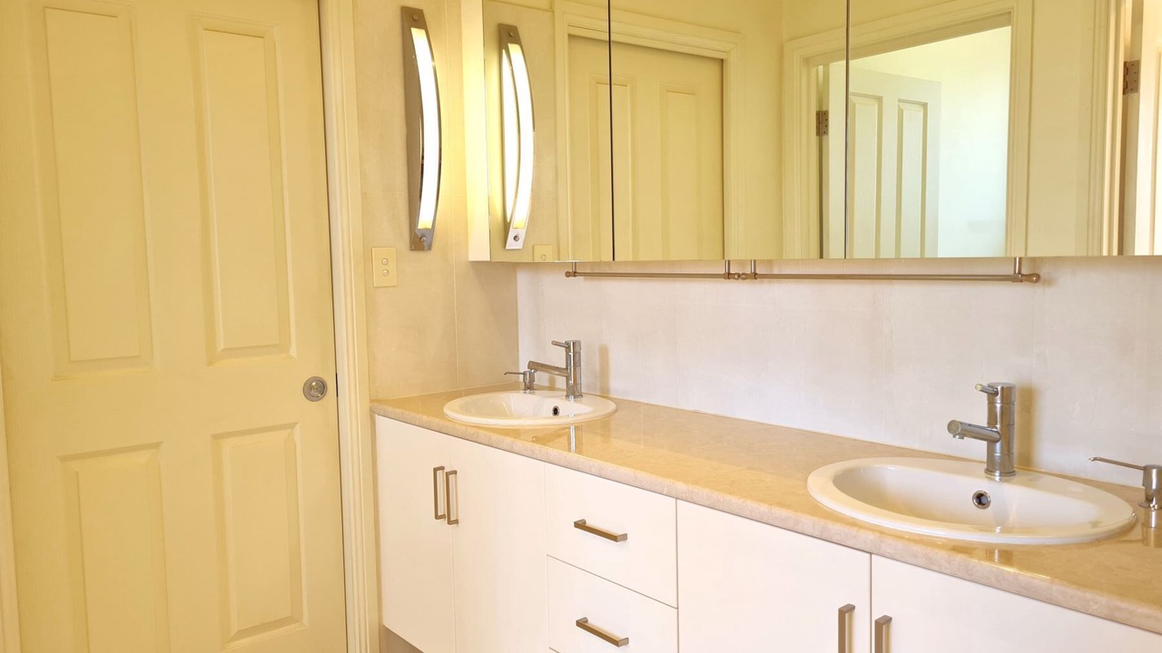 Photo of Bathroom in Dalrymple