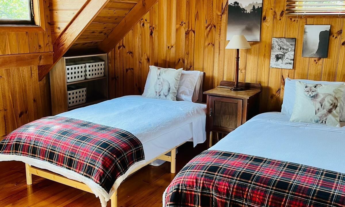 Photo of Bedroom in Sawmill Settlement