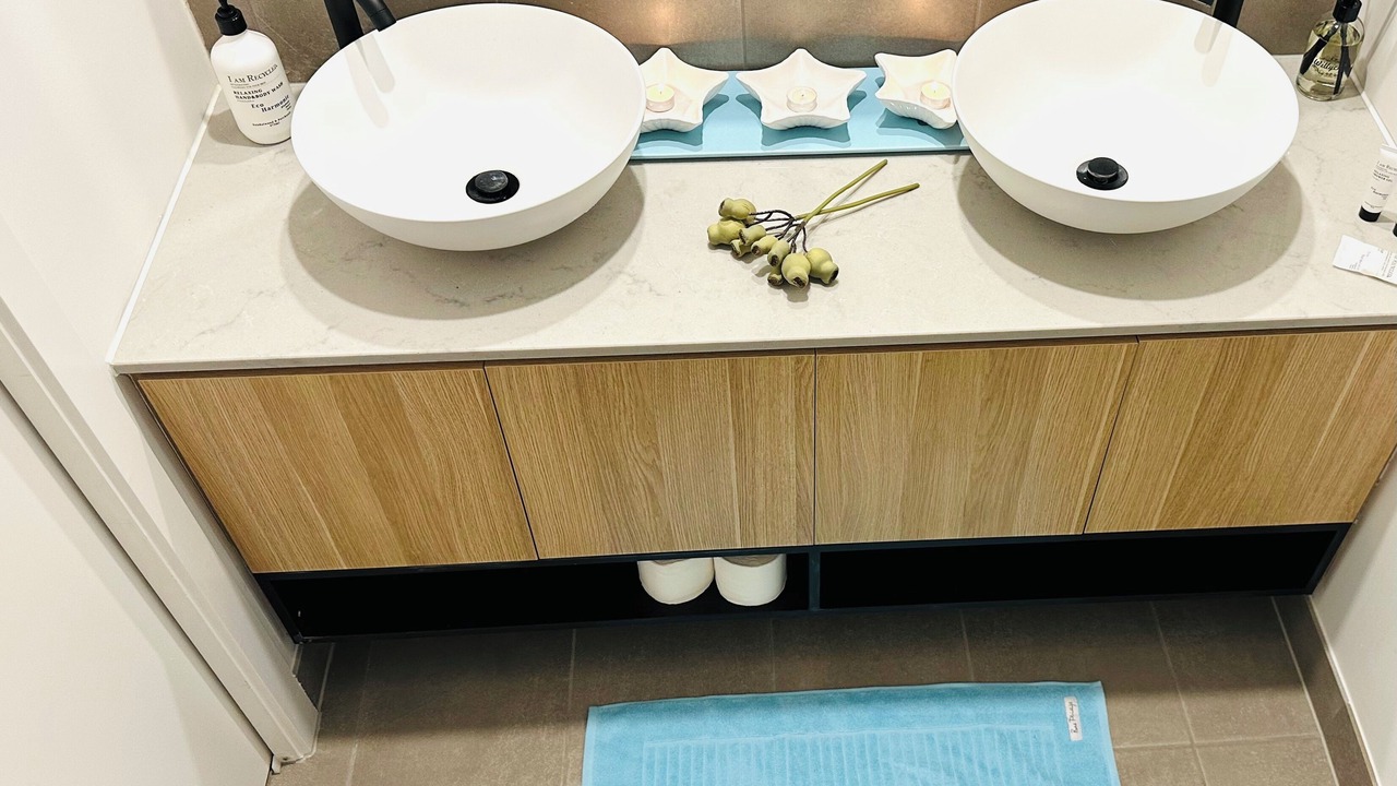 Photo of Bathroom in Williamstown North
