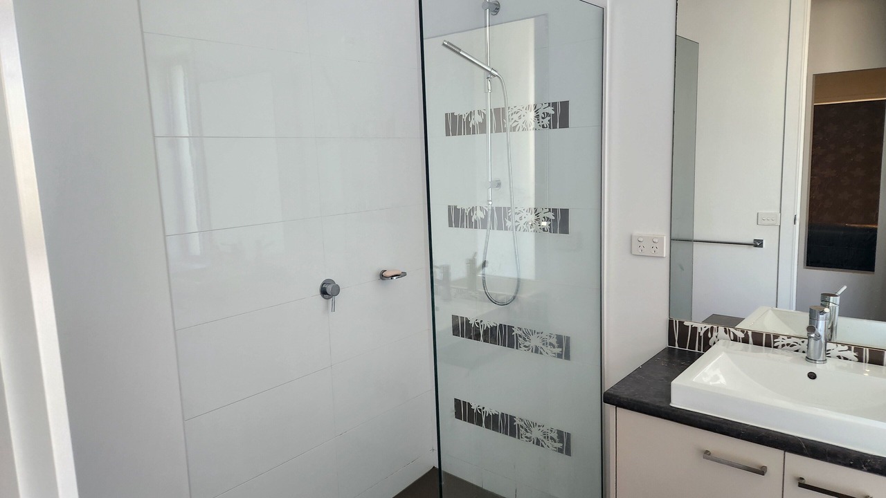 Photo of Bathroom in Alfredton