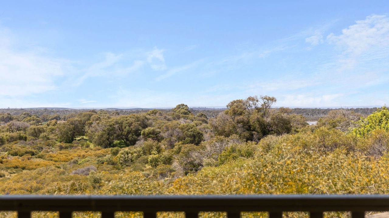 Photo of Patio Balcony in Preston Beach