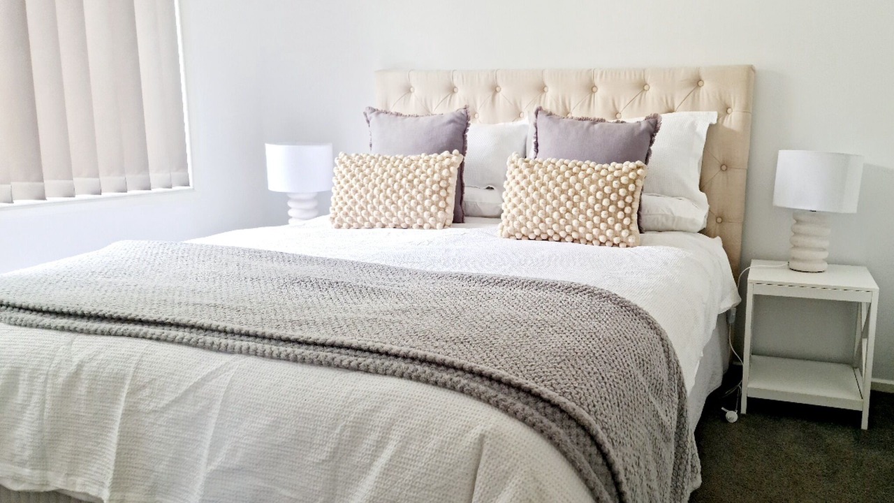 Photo of Bedroom in Surfside