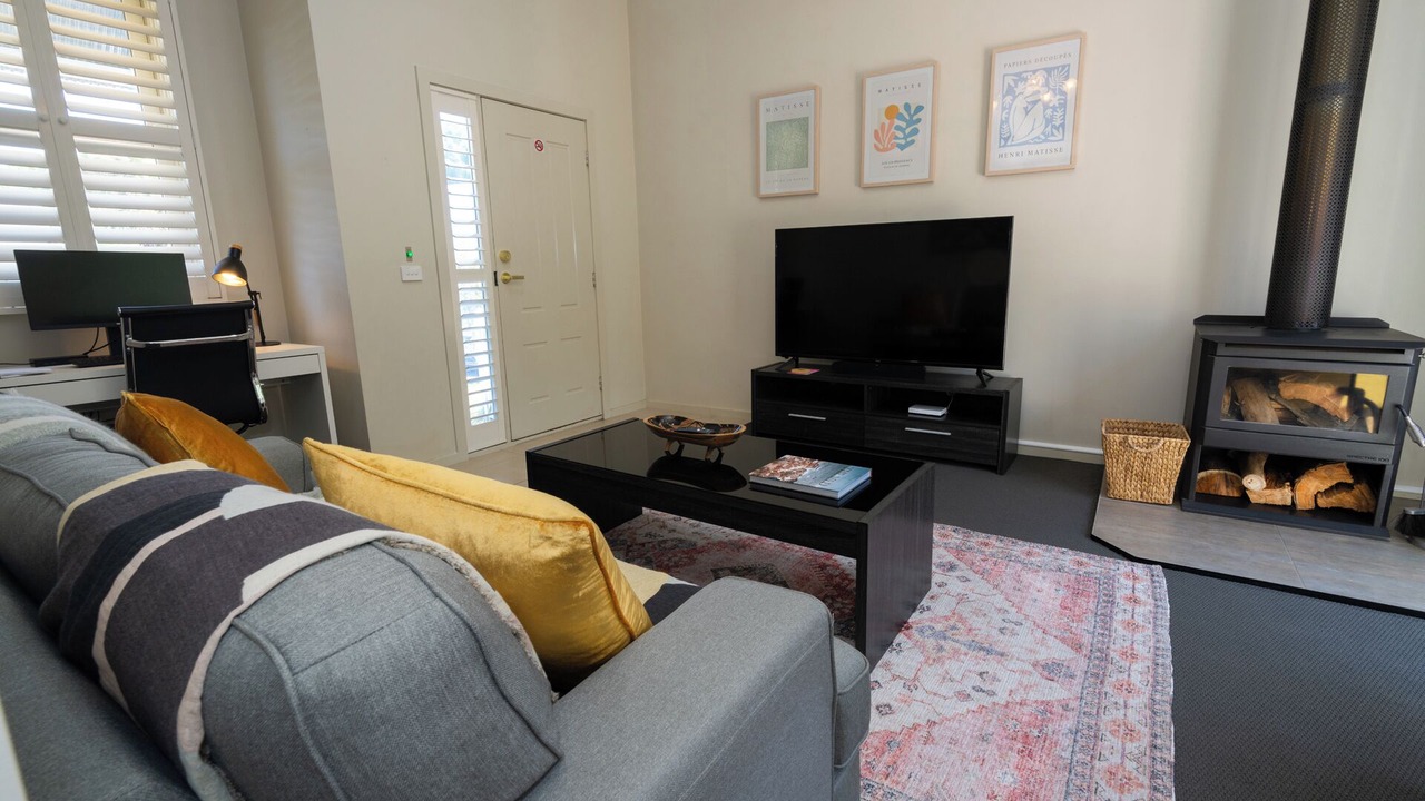 Photo of Livingroom in Golden Point