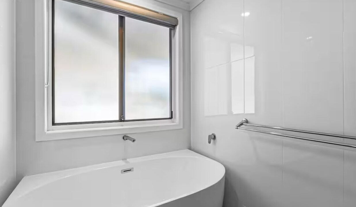 Photo of Bathroom in Moonta Bay