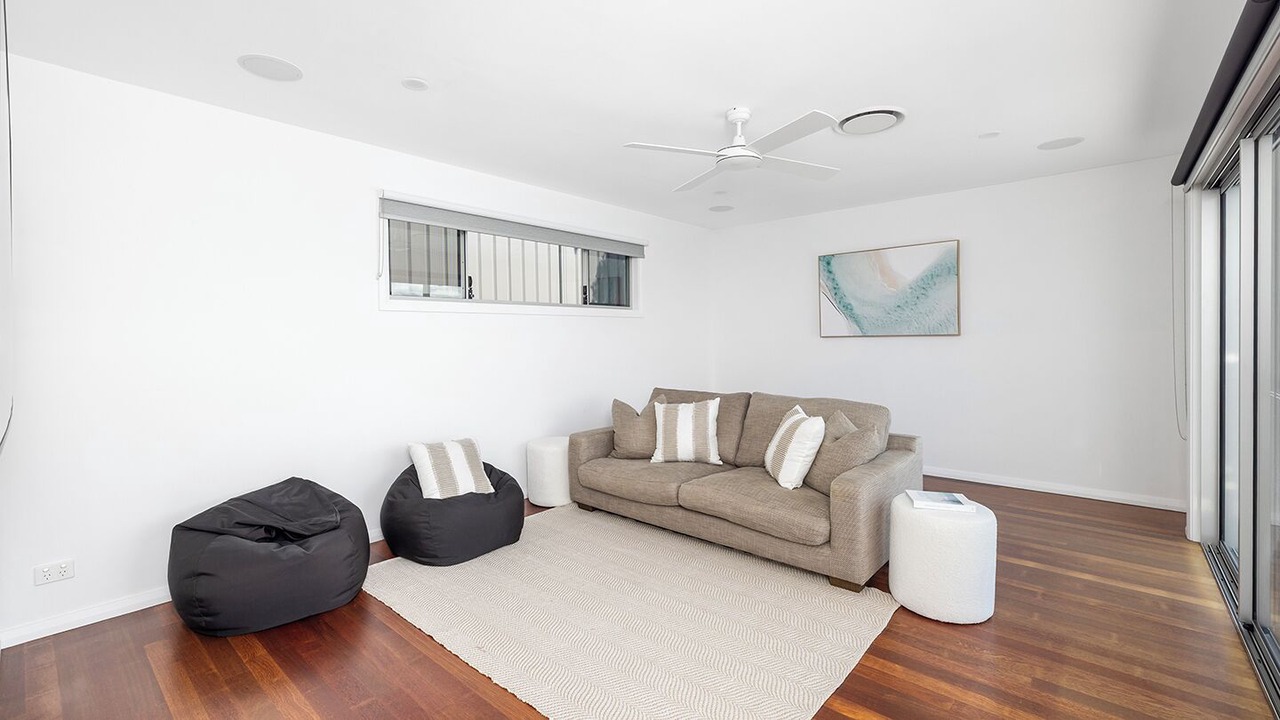 Photo of Livingroom in Corlette