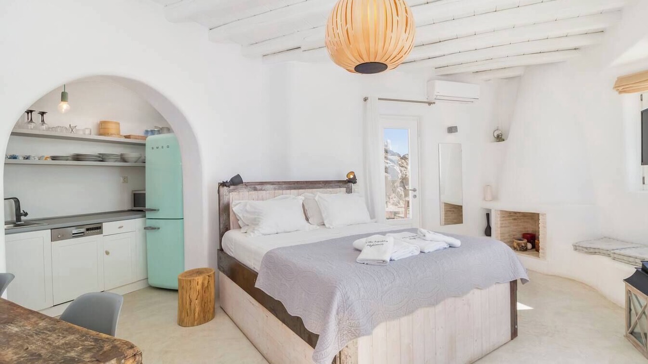 Photo of Bedroom in Faros Armenistis