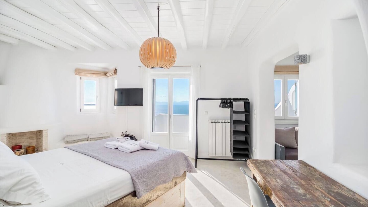 Photo of Bedroom in Faros Armenistis