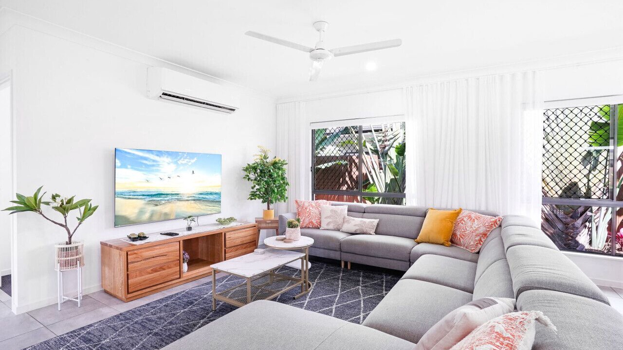 Photo of Livingroom in Smithfield