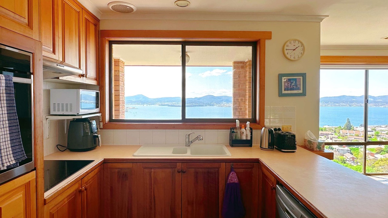 Photo of Kitchen in Sandy Bay