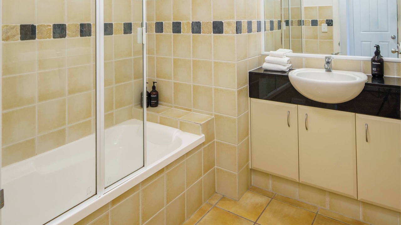 Photo of Bathroom in Twin Waters
