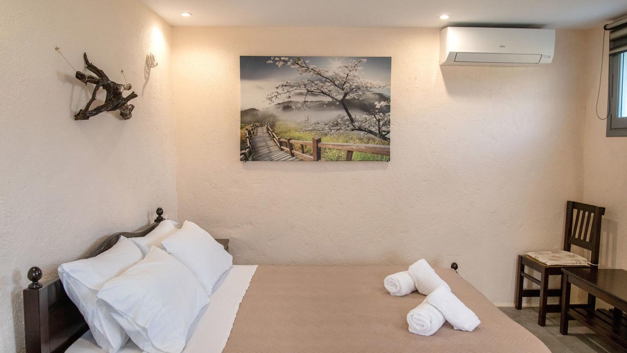 Photo of Bedroom in Galini