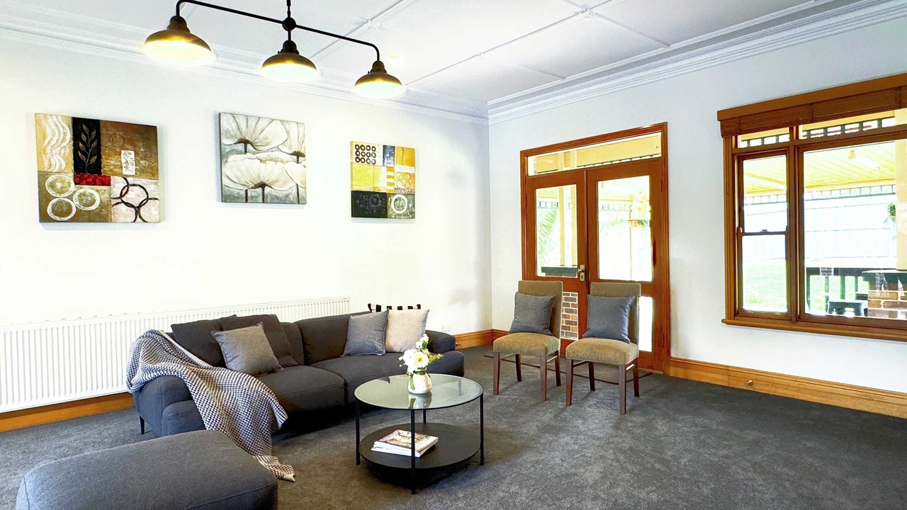Photo of Livingroom in Garfield