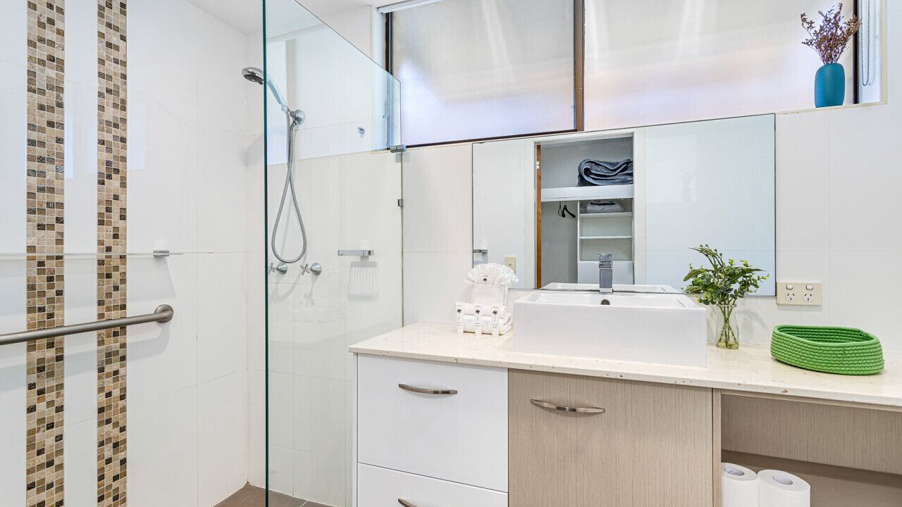 Photo of Bathroom in Biggera Waters