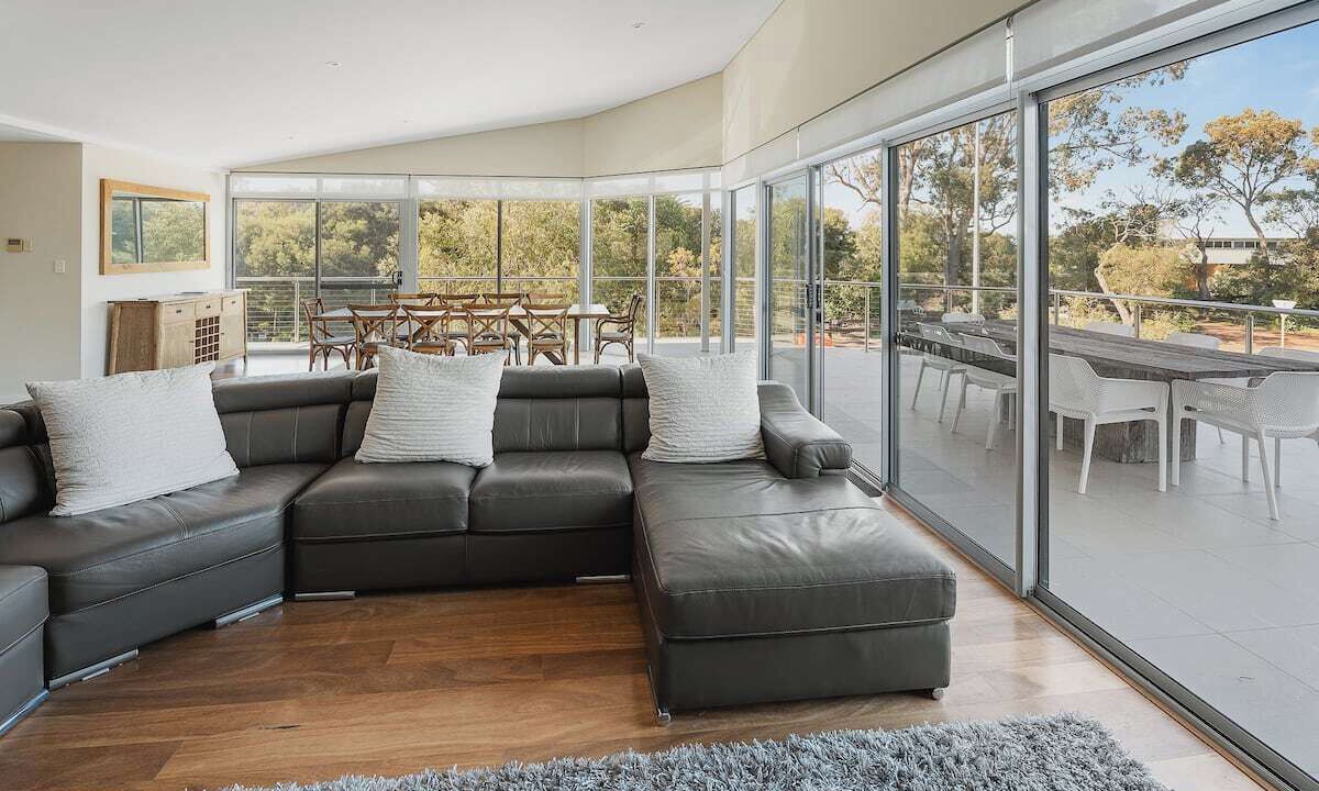 Photo of Livingroom in Eagle Bay