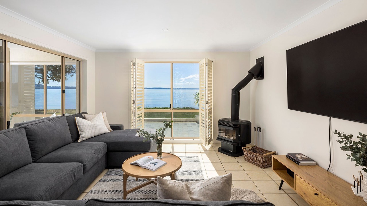 Photo of Livingroom in Salamander Bay
