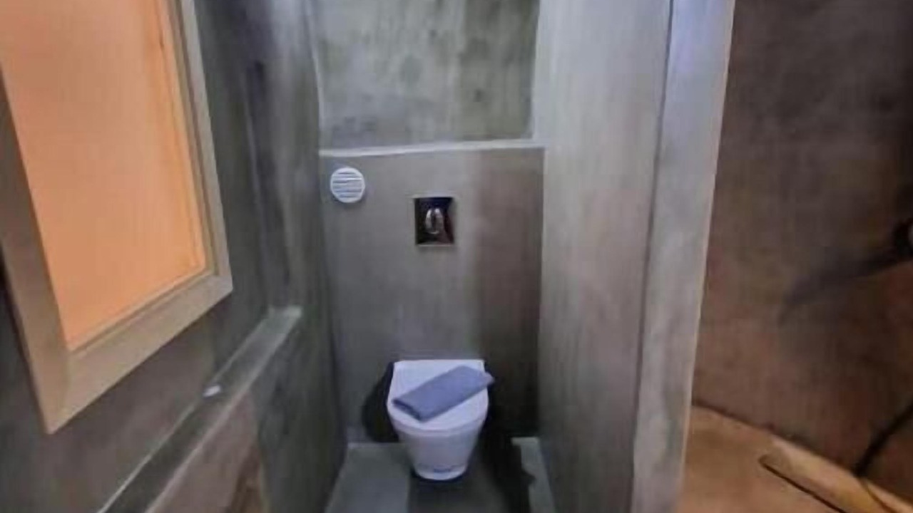 Photo of Bathroom in Emporio