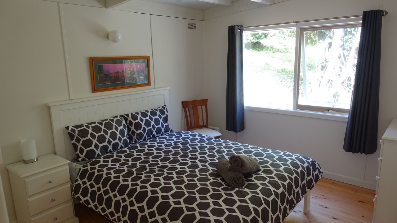 Photo of Bedroom in Kennett River
