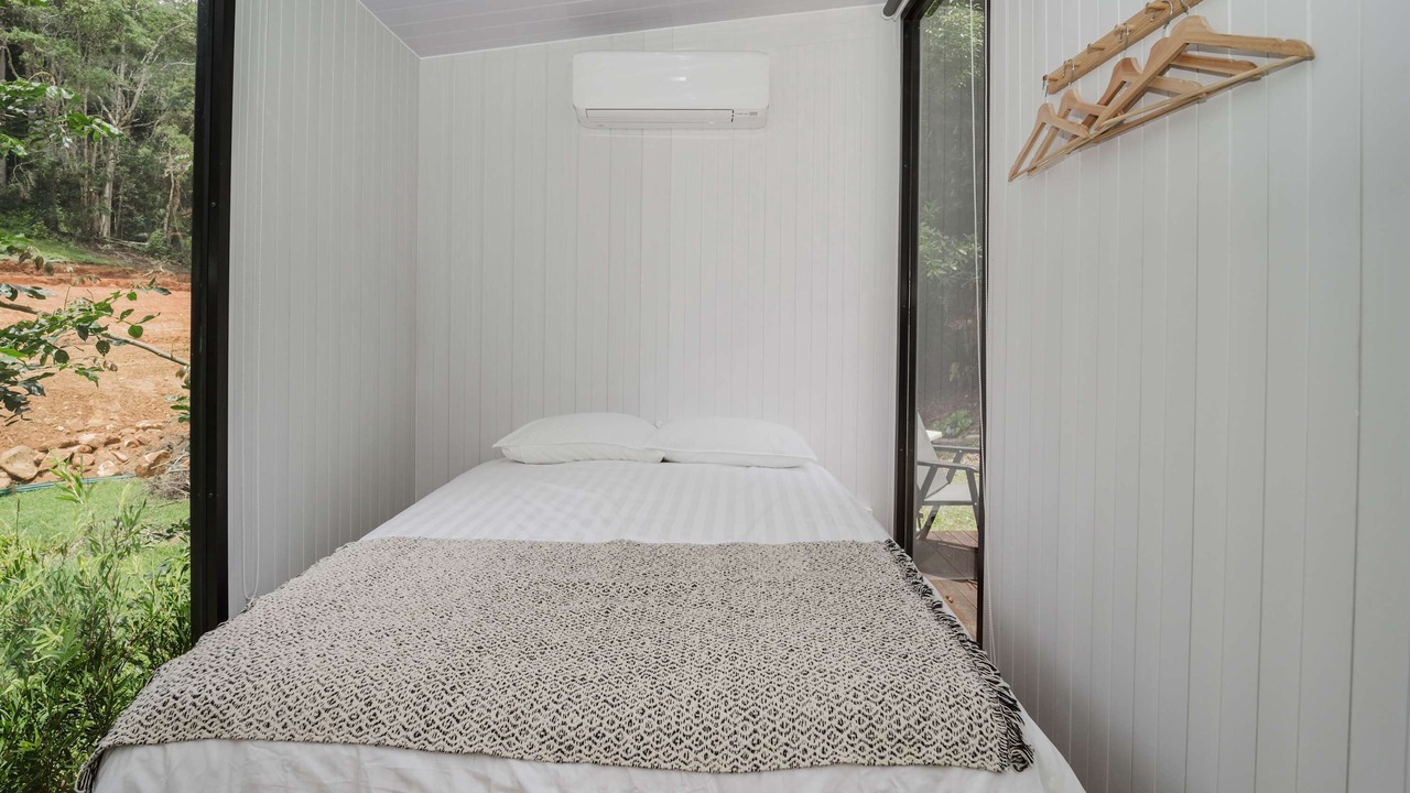 Photo of Bedroom in Smiths Creek