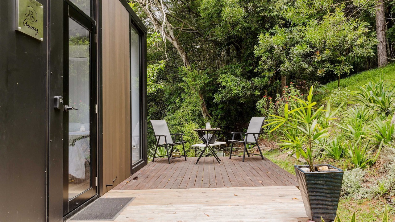 Photo of Patio Balcony in Smiths Creek