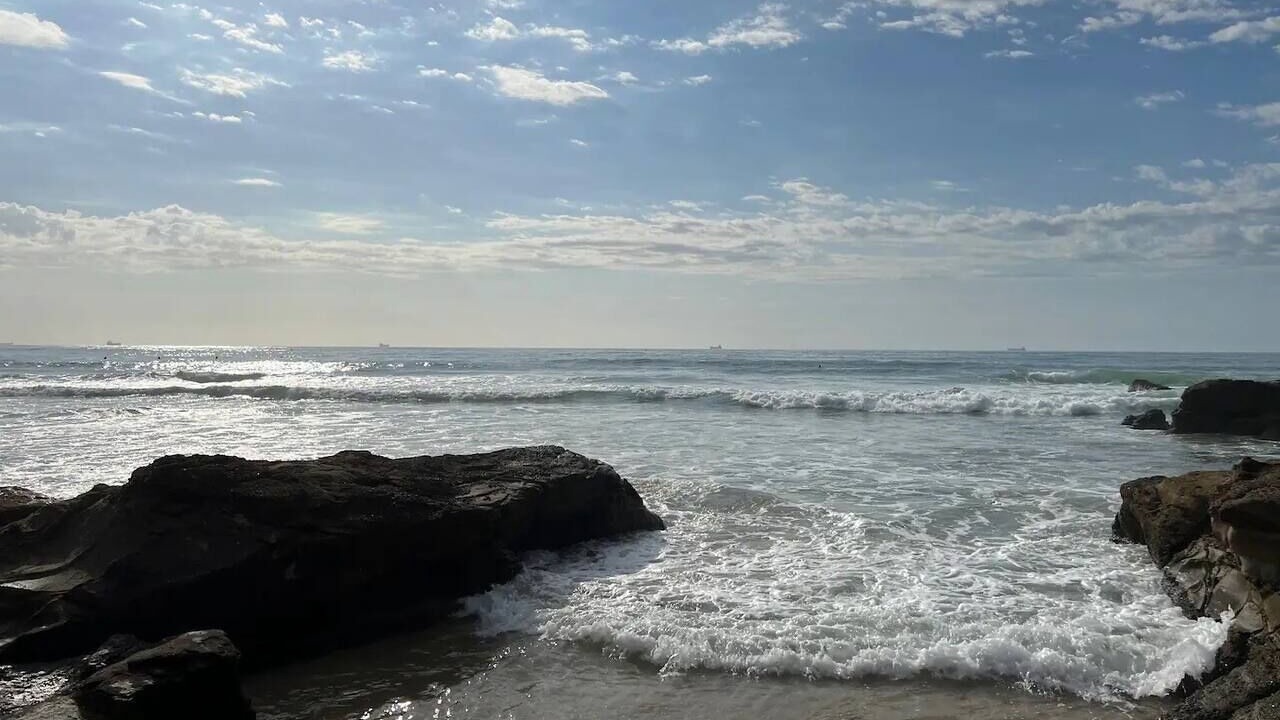Photo of Others in Caves Beach