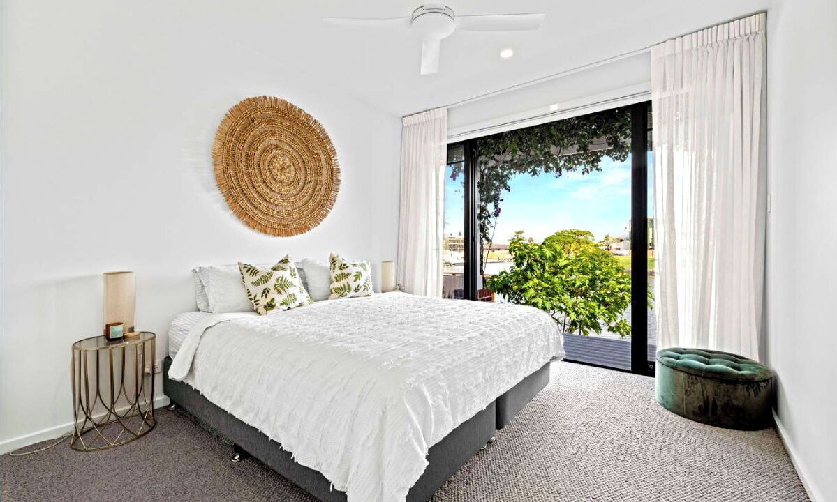 Photo of Bedroom in Broadbeach Waters