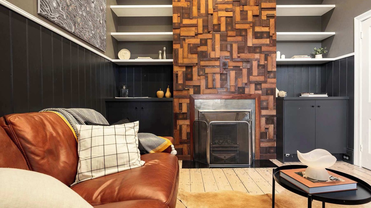 Photo of Livingroom in Carlton South