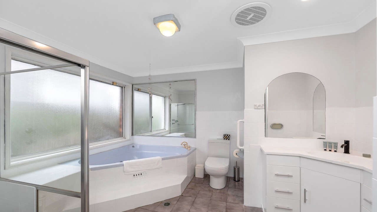 Photo of Bathroom in Ettalong Beach