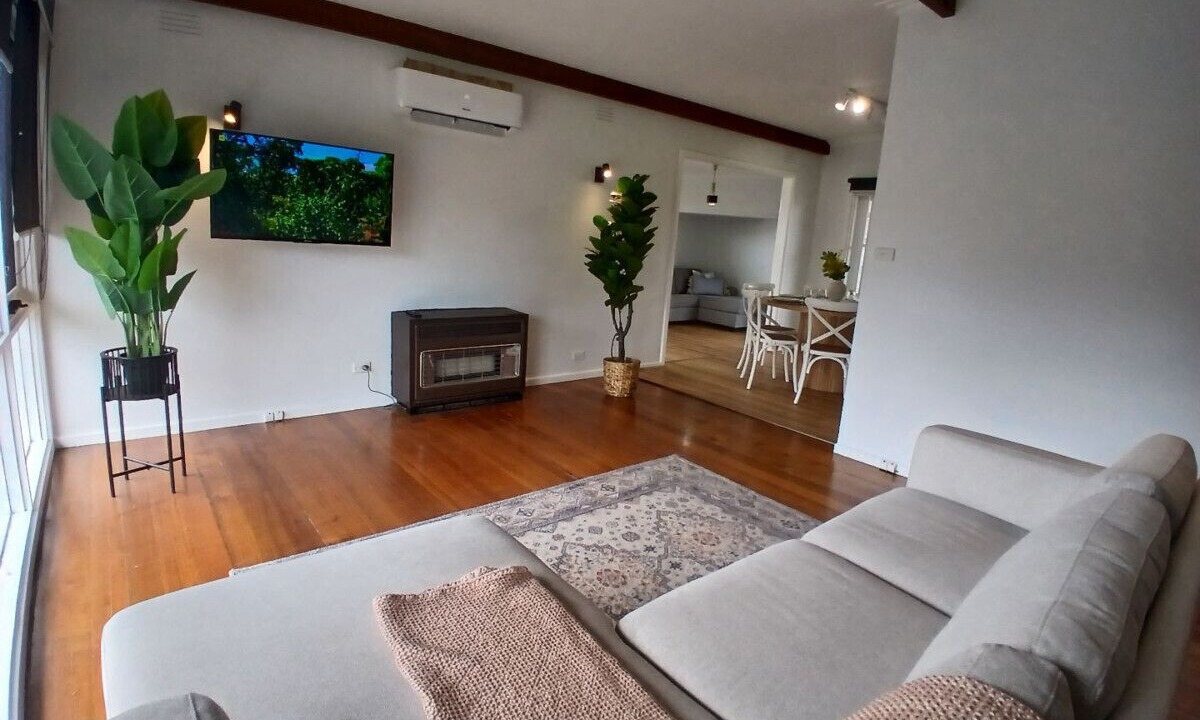 Photo of Livingroom in Capel Sound
