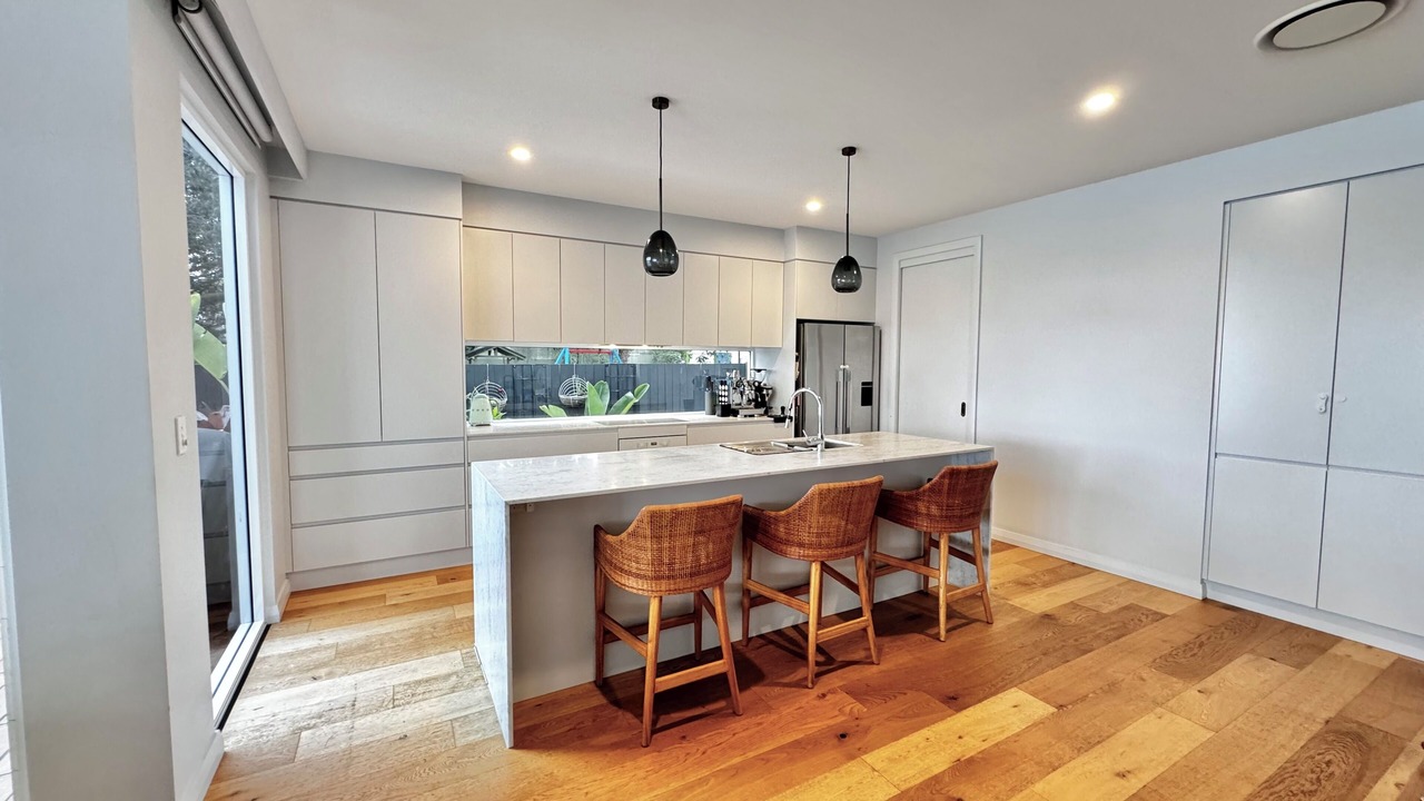 Photo of Kitchen in Mermaid Waters