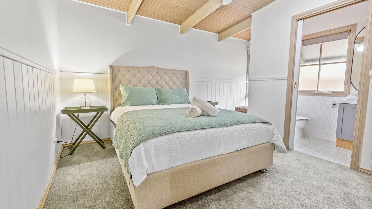 Photo of Bedroom in Raymond Island