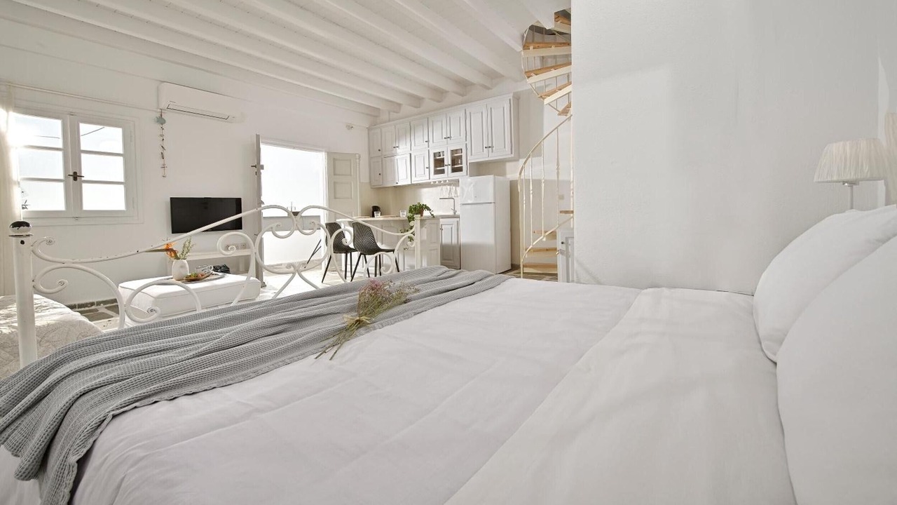 Photo of Bedroom in Mykonos Town