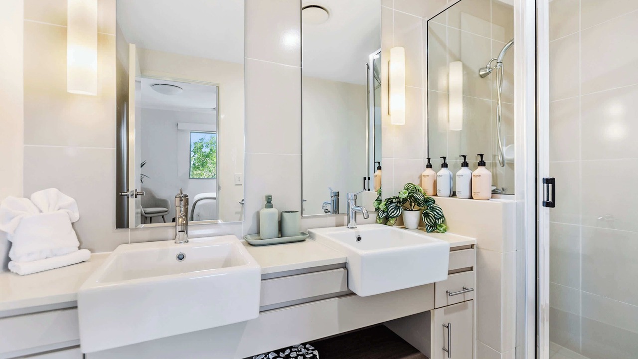 Photo of Bathroom in Westcourt
