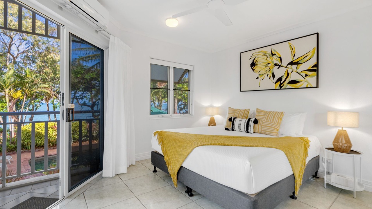 Photo of Bedroom in Trinity Beach