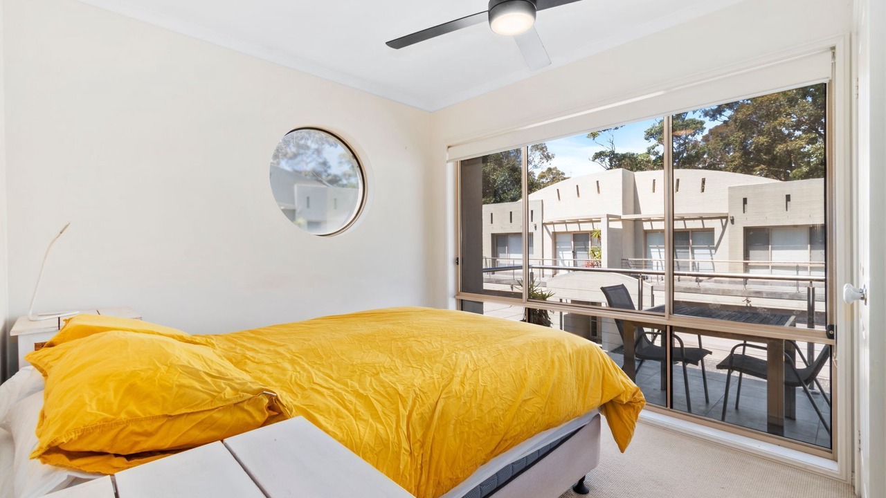 Photo of Bedroom in Long Beach