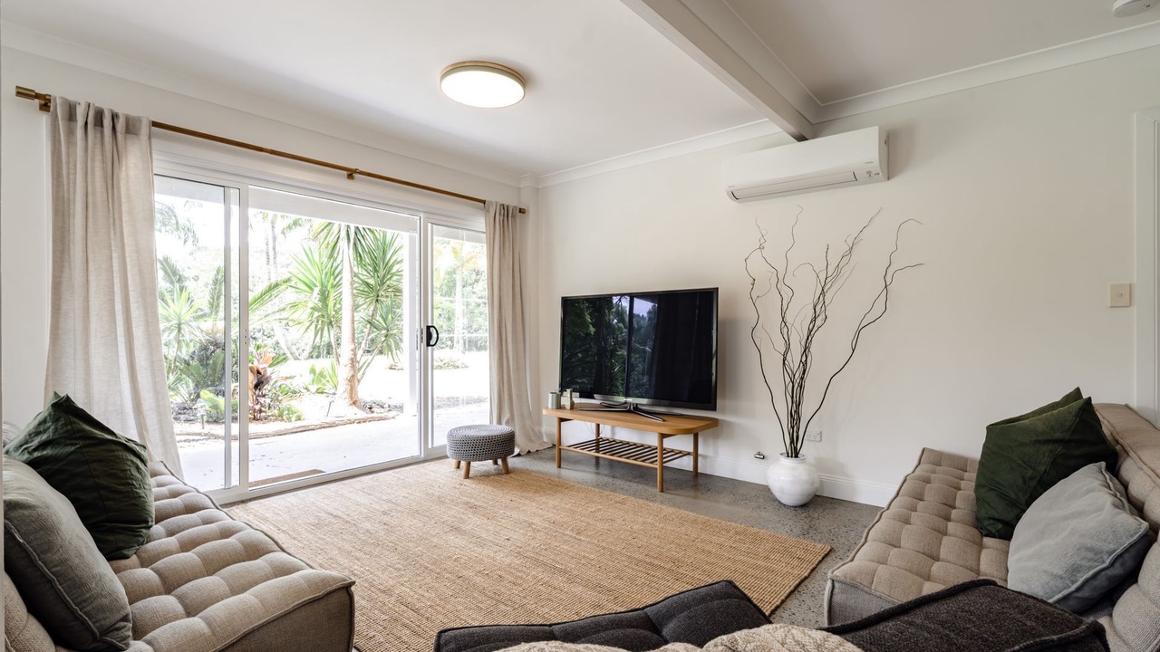 Photo of Livingroom in Coopers Shoot