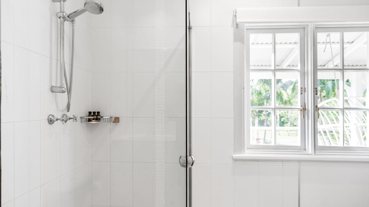 Photo of Bathroom in Coopers Shoot