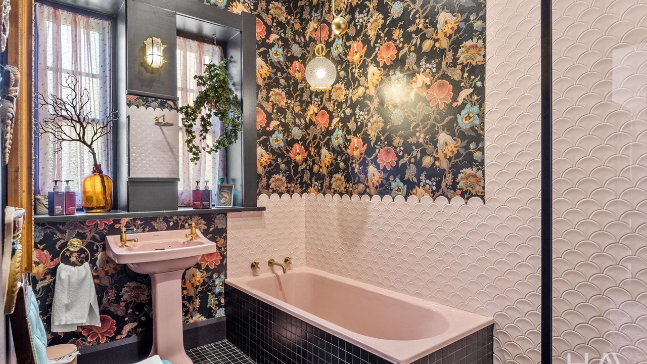 Photo of Bathroom in East Launceston